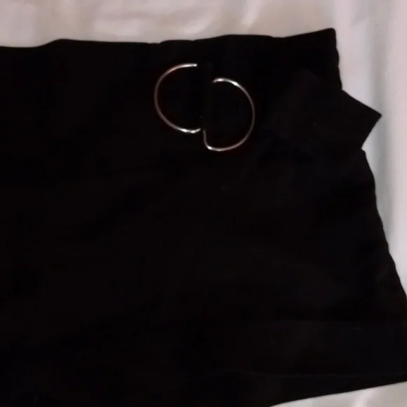 Women's Wet seal Highwaste Vintage Shorts - Picture 2 of 3